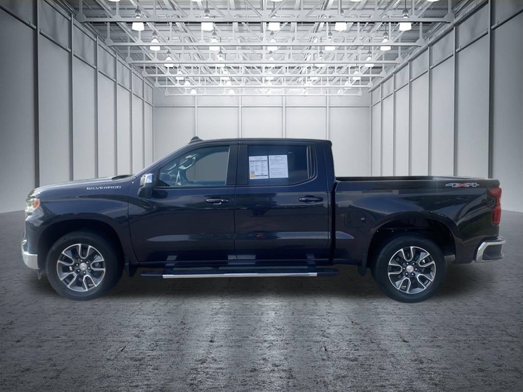 Used 2023 Chevrolet Silverado 1500 LT AWD/4WD image 10