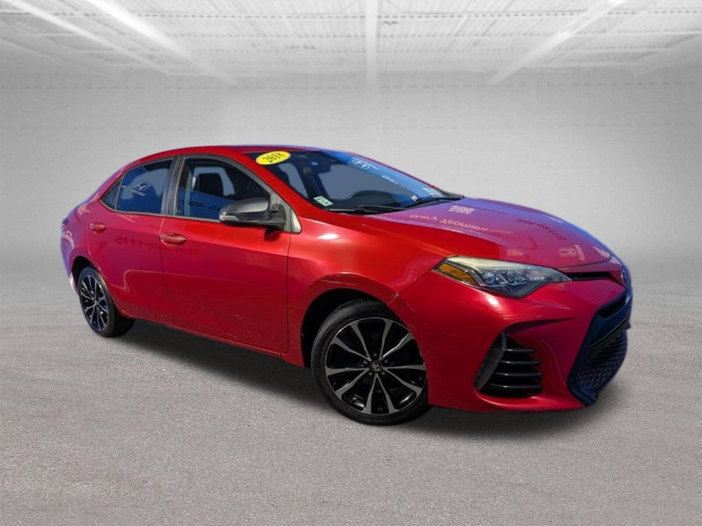 Used 2018 Toyota Corolla SE FWD image 3