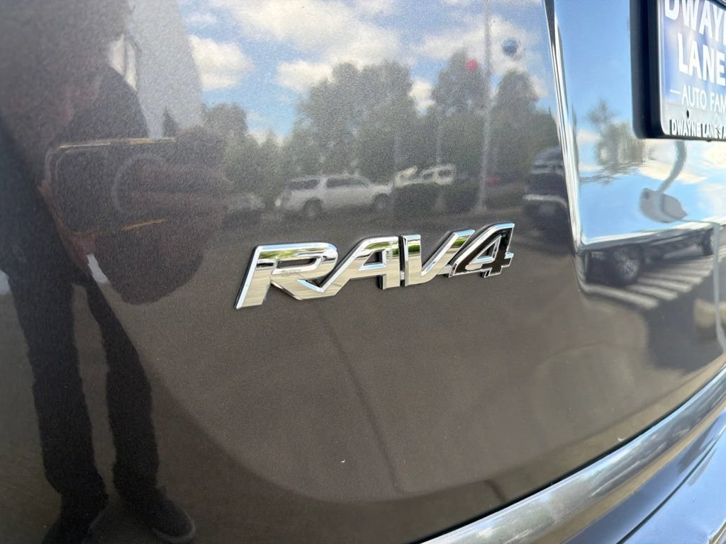 Used 2017 Toyota RAV4 LE w/ All Weather Liner Package FWD image 29
