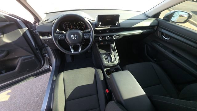 Used 2023 Honda CR-V LX image 18