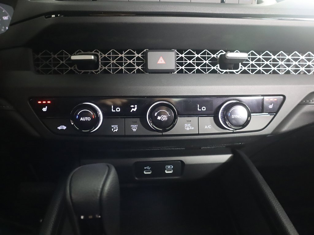 Certified 2025 Honda Accord SE image 46