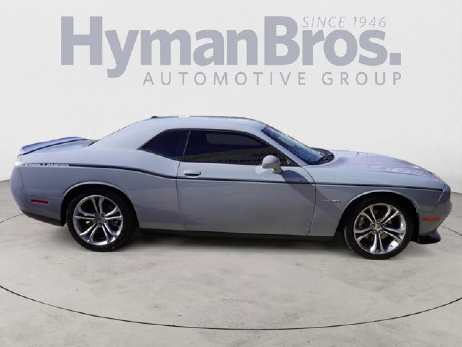 Used 2022 Dodge Challenger R/T image 4
