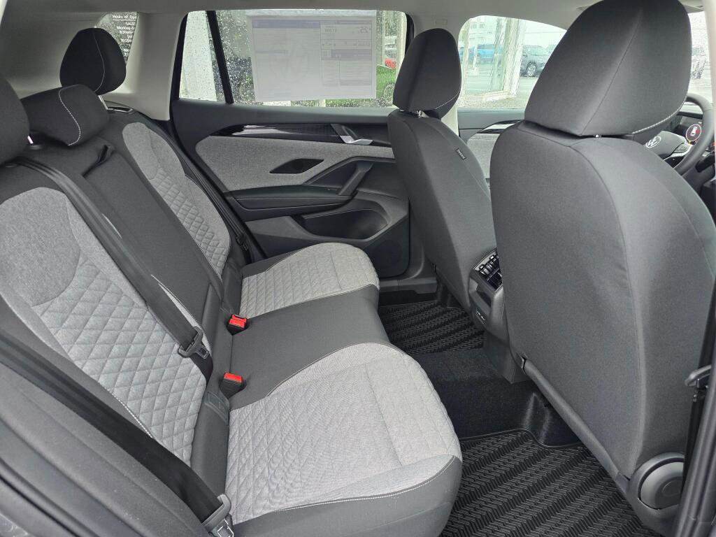 New 2026 Volkswagen Tiguan S image 39