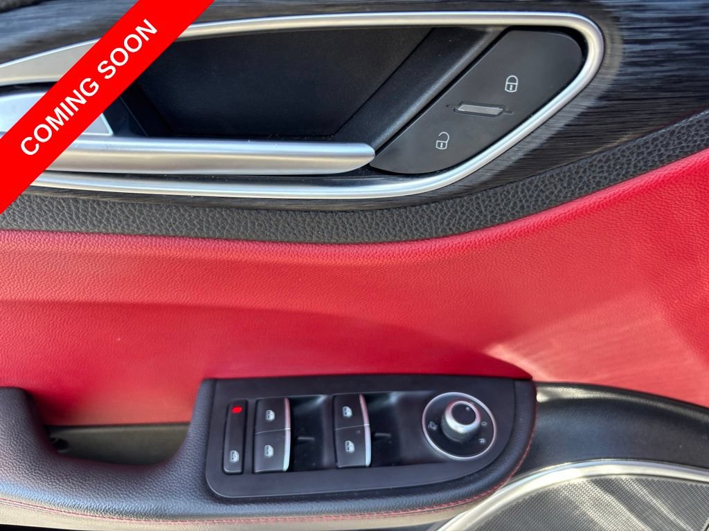Used 2020 Alfa Romeo Giulia w/ Nero Edizione RWD image 18