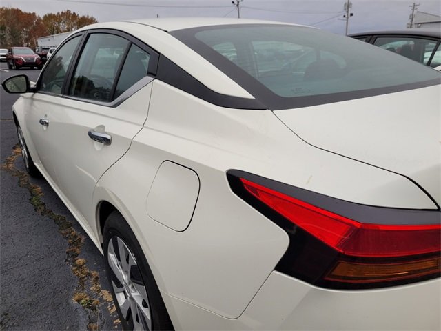 Used 2024 Nissan Altima 2.5 S image 6