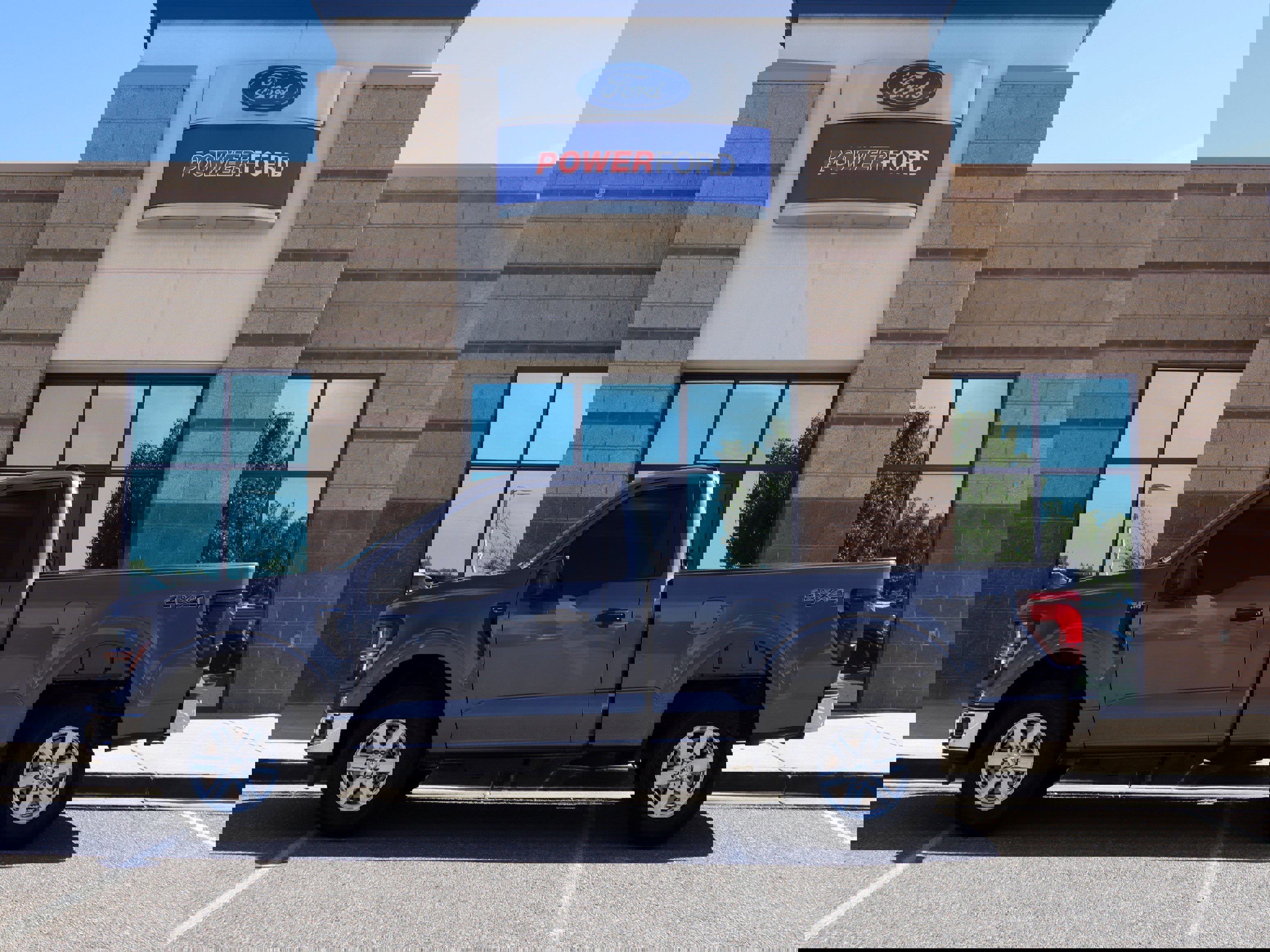 Certified 2024 Ford F150 XL w/ Equipment Group 103A High image 9