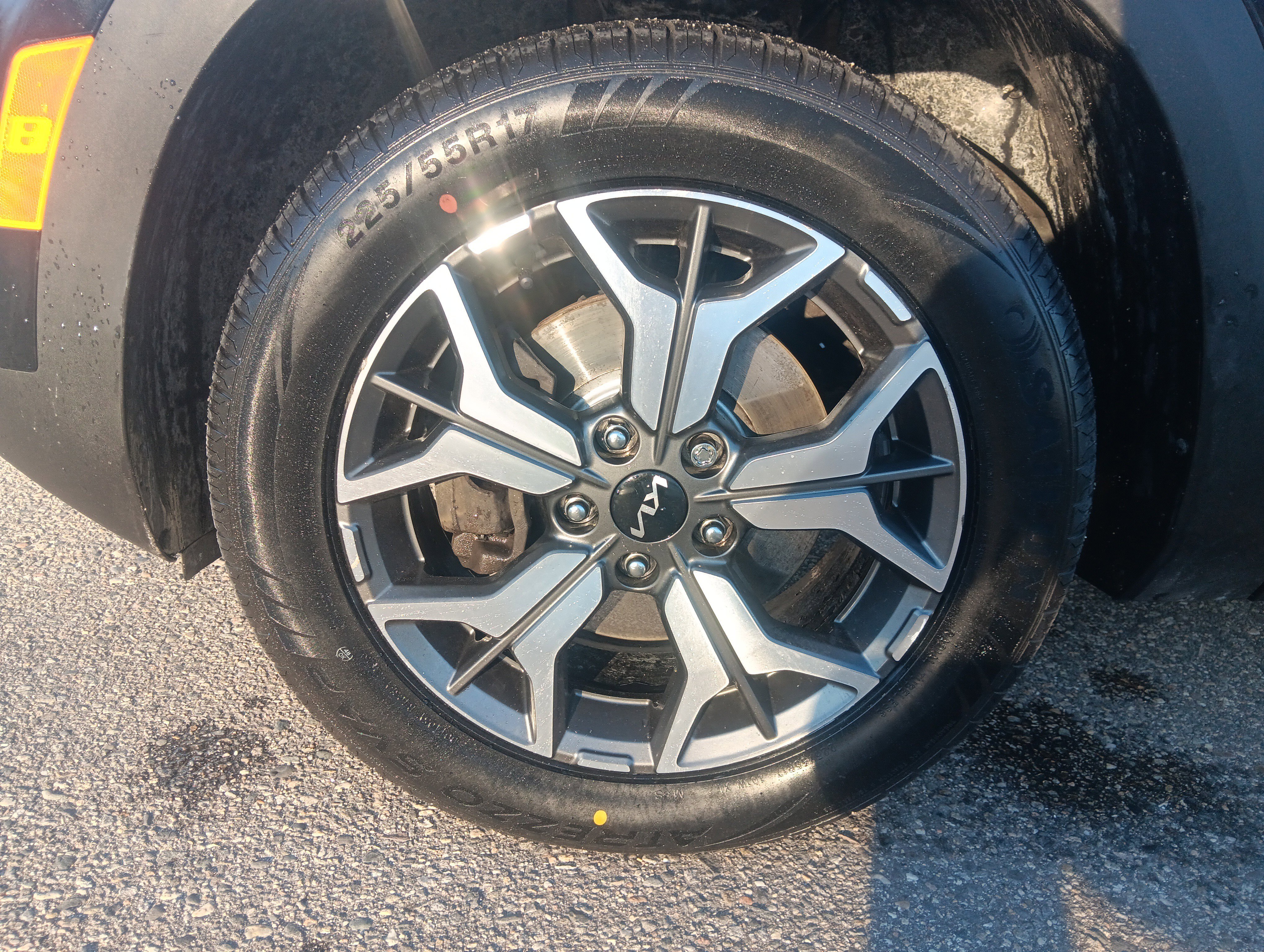 Used 2023 Kia Seltos EX image 12