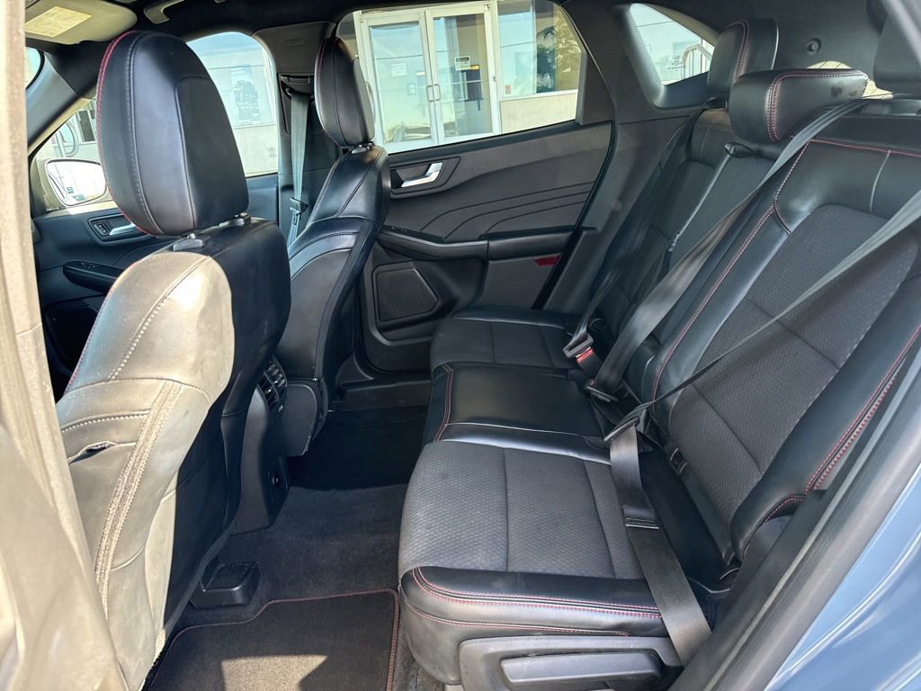 Used 2023 Ford Escape ST-Line image 15