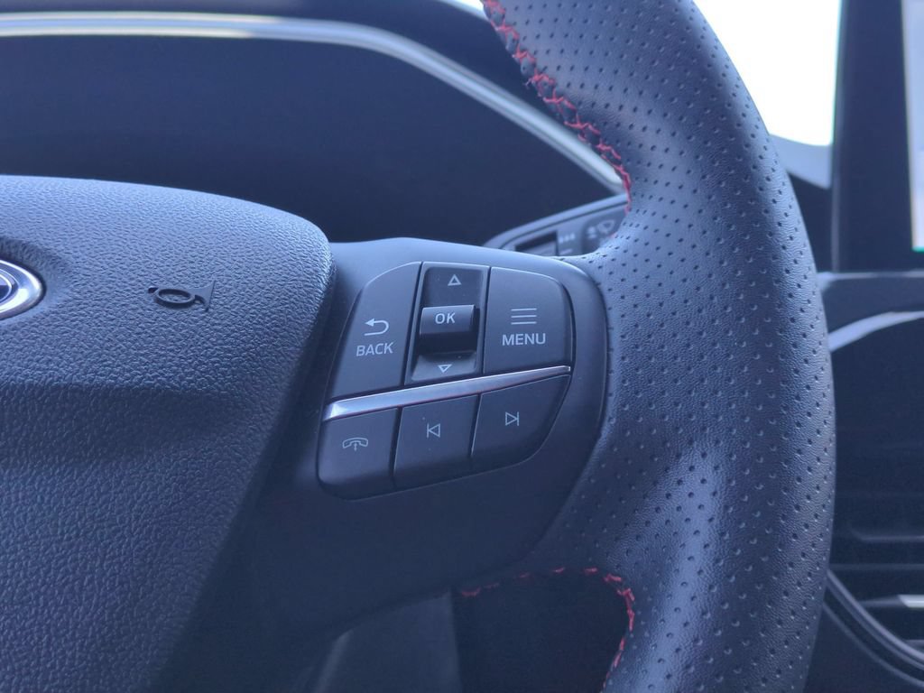 Used 2025 Ford Escape ST-Line FWD image 21