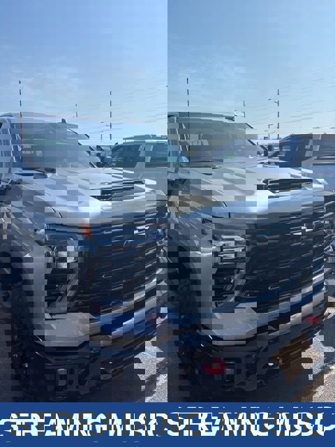 Used 2025 Chevrolet Silverado 2500 LTZ w/ LTZ Plus Package image 10