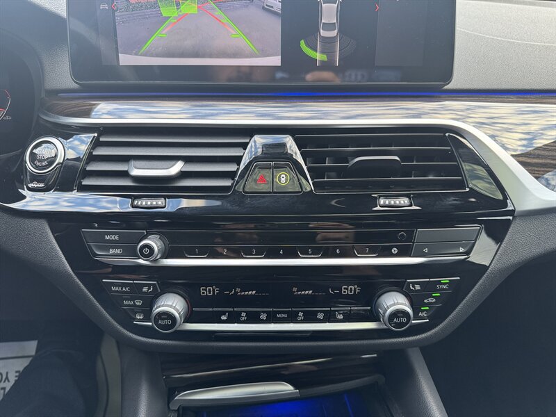 Used 2023 BMW 530i w/ Convenience Package RWD image 48