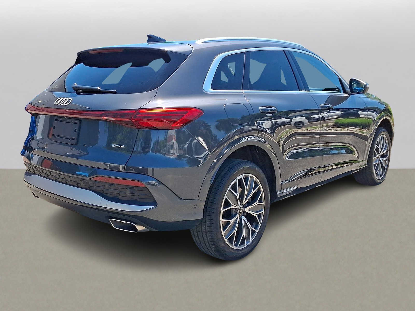 Used 2025 Audi Q5 Premium Plus w/ Premium Plus AWD/4WD image 31