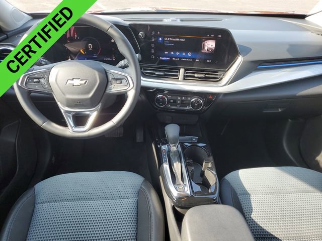 Certified 2025 Chevrolet Trax LT w/ LT Convenience Package image 20