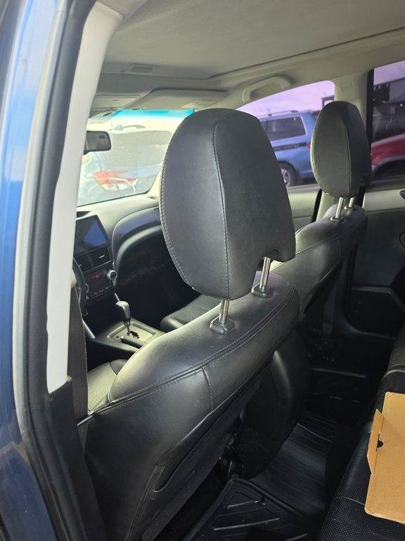 Used 2011 Subaru Forester 2.5X Touring AWD/4WD image 5