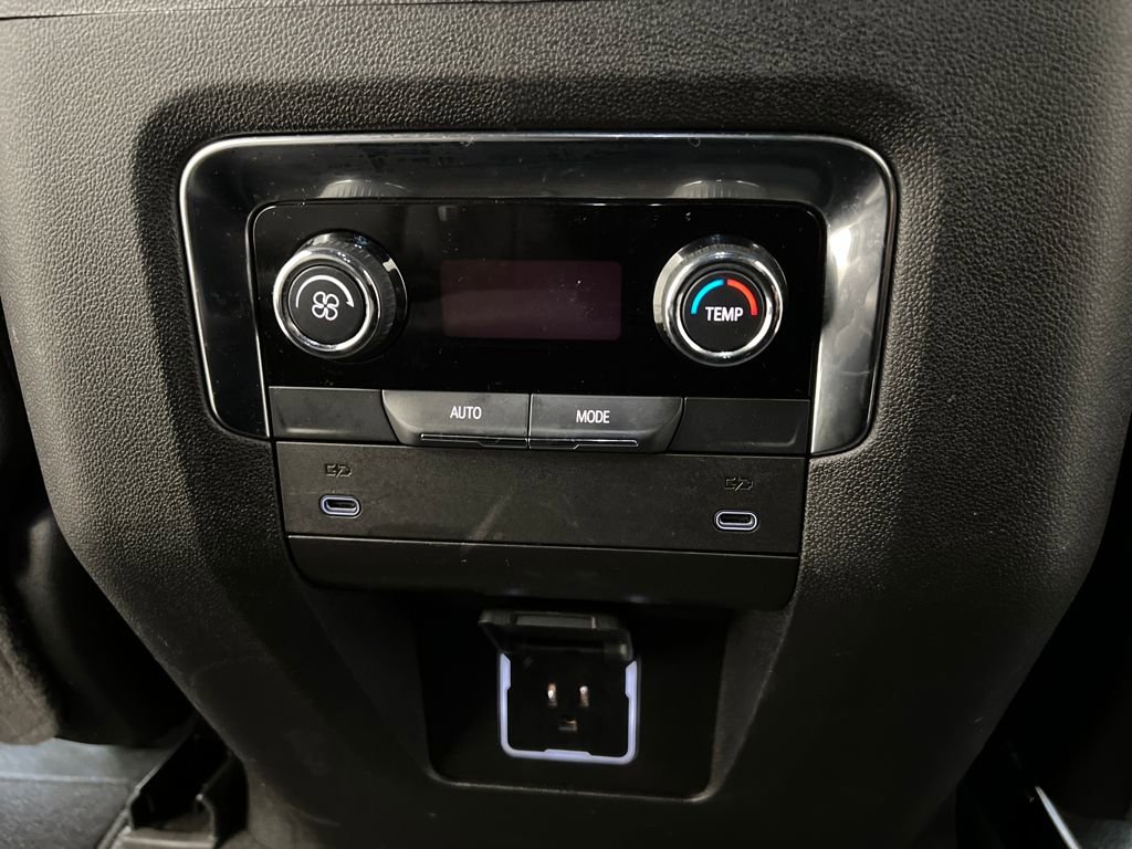 Used 2025 Chevrolet Tahoe LT image 21