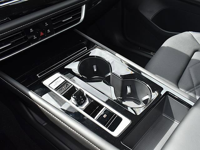 New 2026 Volkswagen Atlas SE image 14