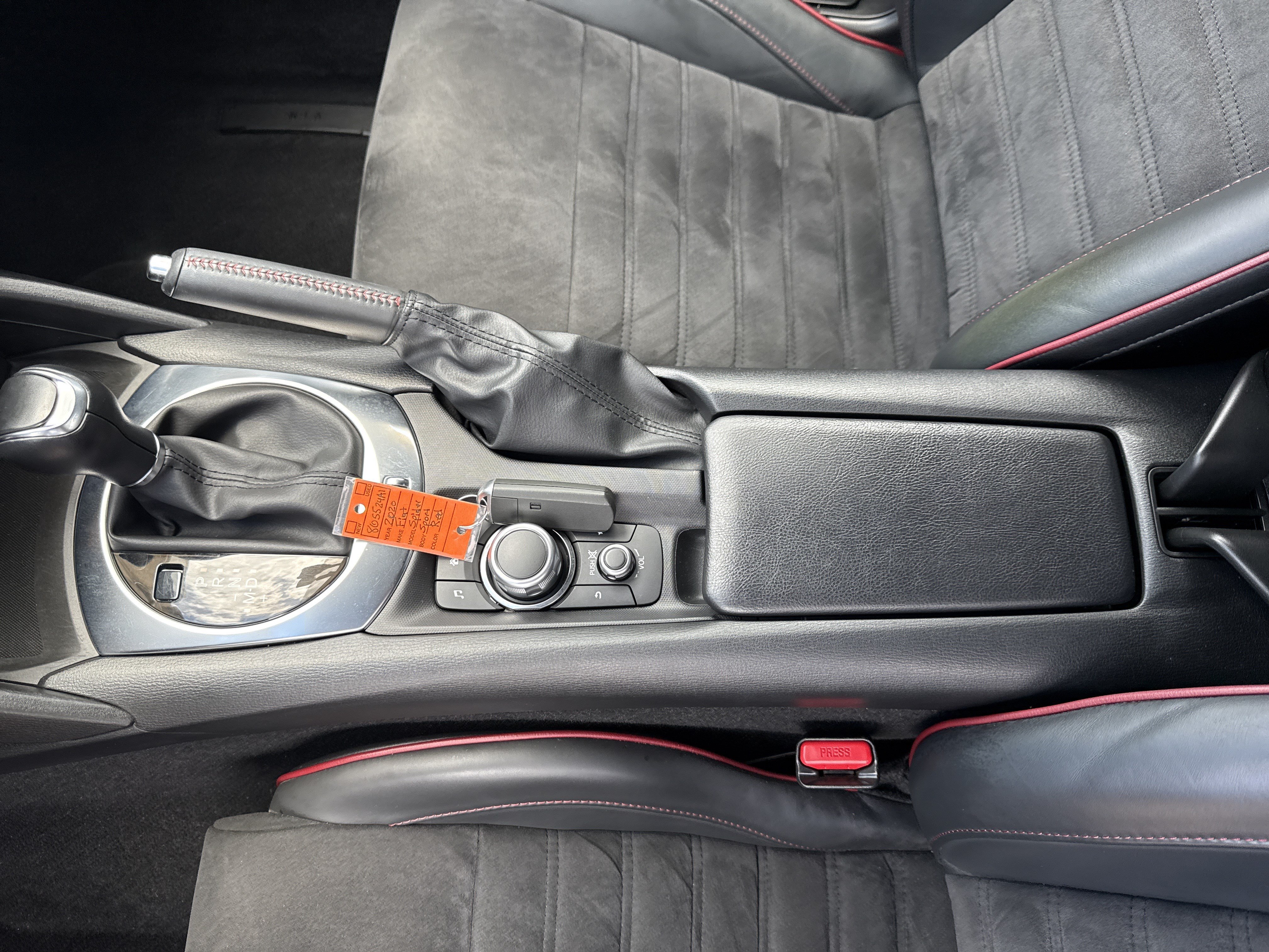 Used 2020 FIAT 124 Spider Abarth RWD image 26