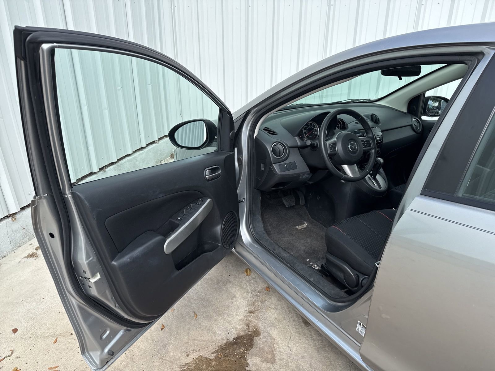 Used 2011 MAZDA MAZDA2 Touring image 10