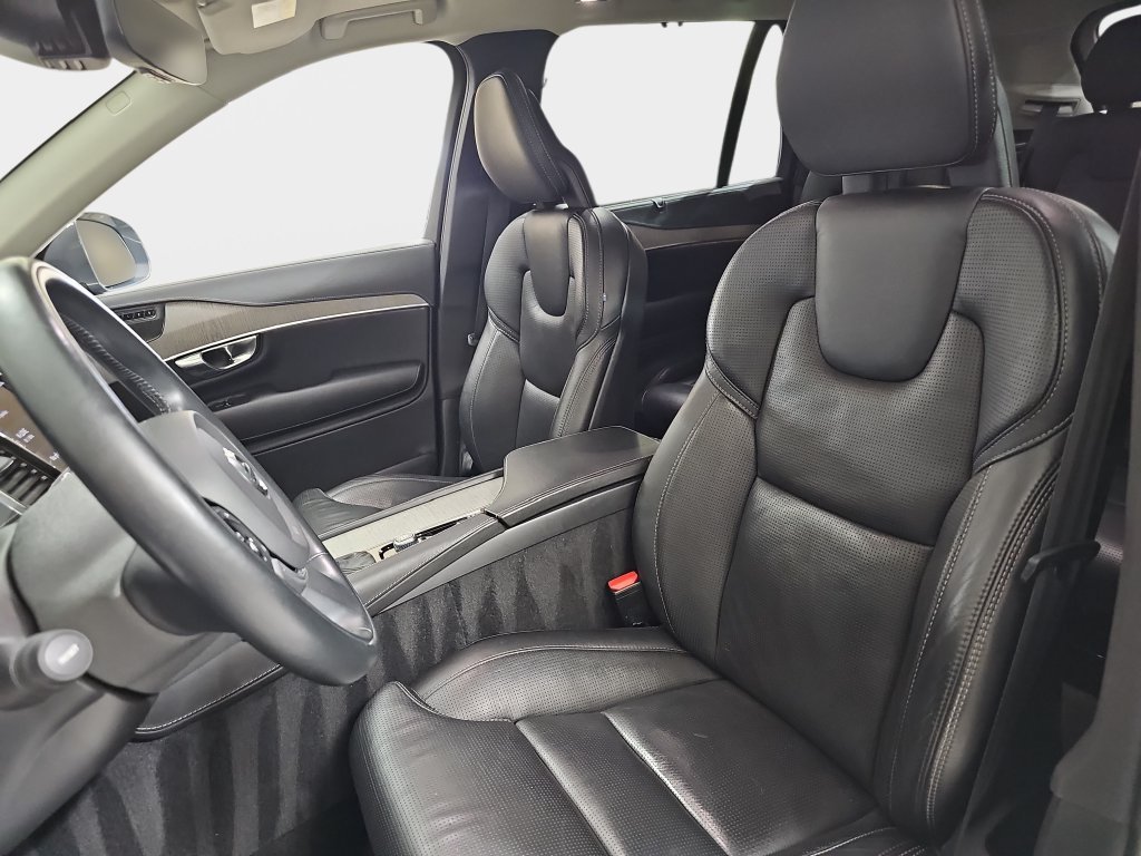 Used 2021 Volvo XC90 T6 Inscription w/ Protection Package Premier AWD/4WD image 18