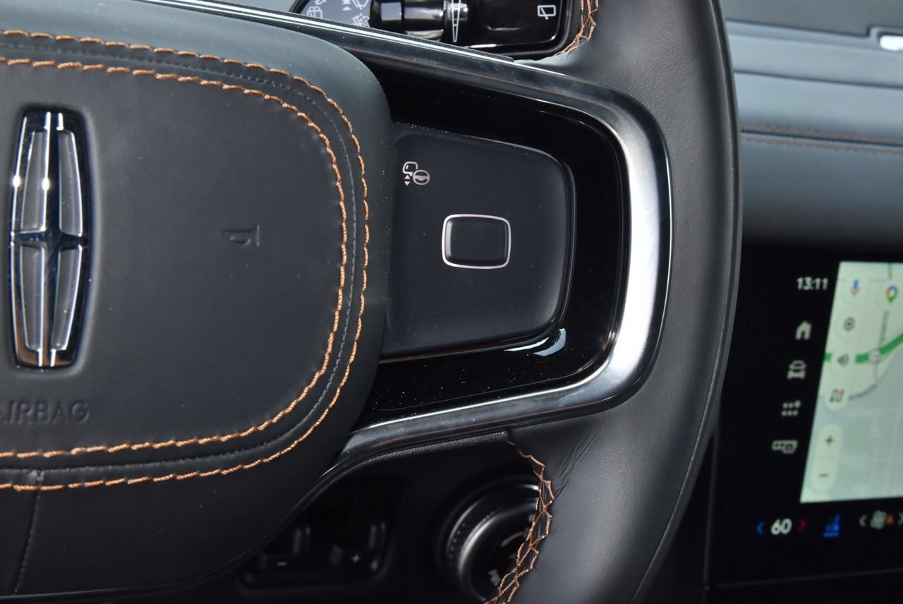 New 2027 Lincoln Navigator Black Label AWD/4WD image 27