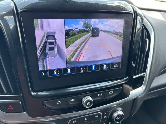 Used 2021 Chevrolet Traverse LT w/ LT Premium Package AWD/4WD image 9