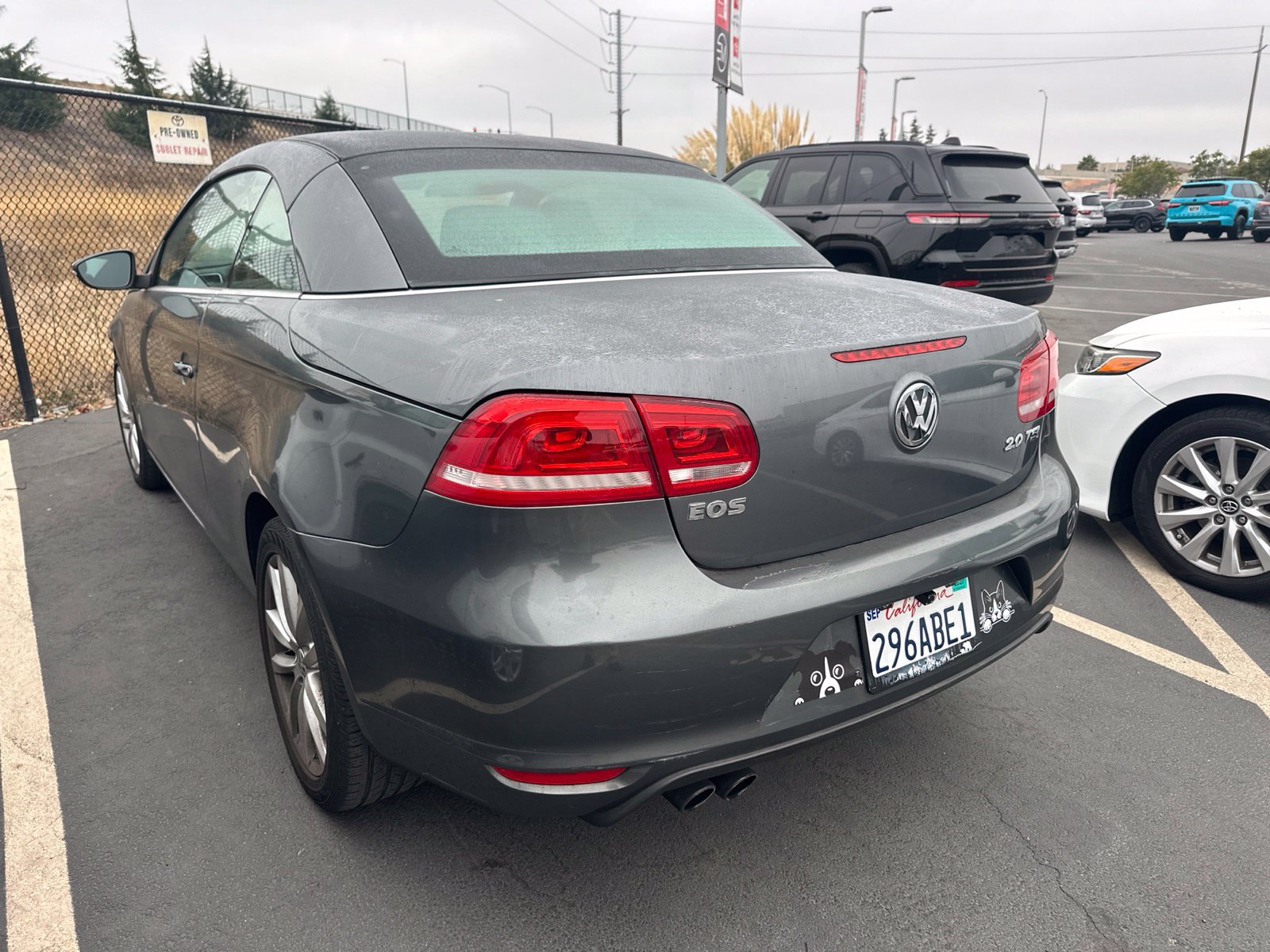 Used 2012 Volkswagen Eos Komfort FWD image 3