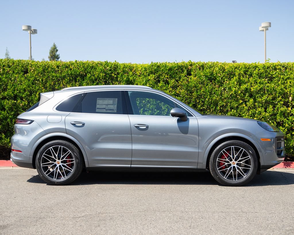 New 2026 Porsche Cayenne S AWD/4WD image 8