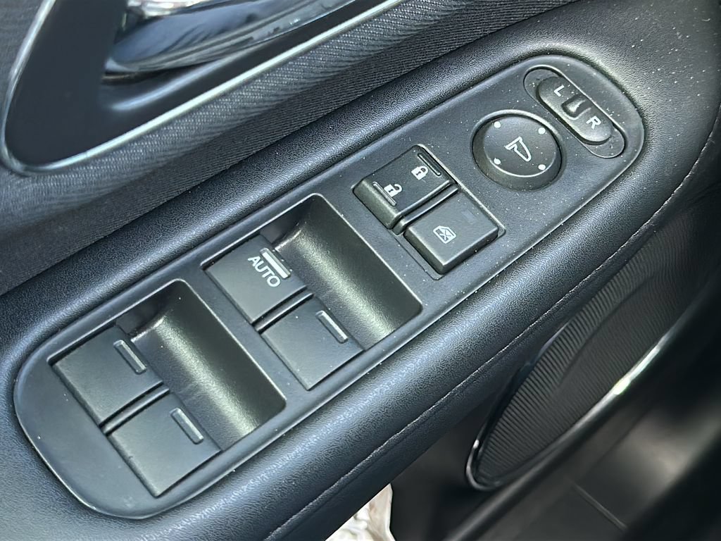Used 2022 Honda HR-V EX image 19