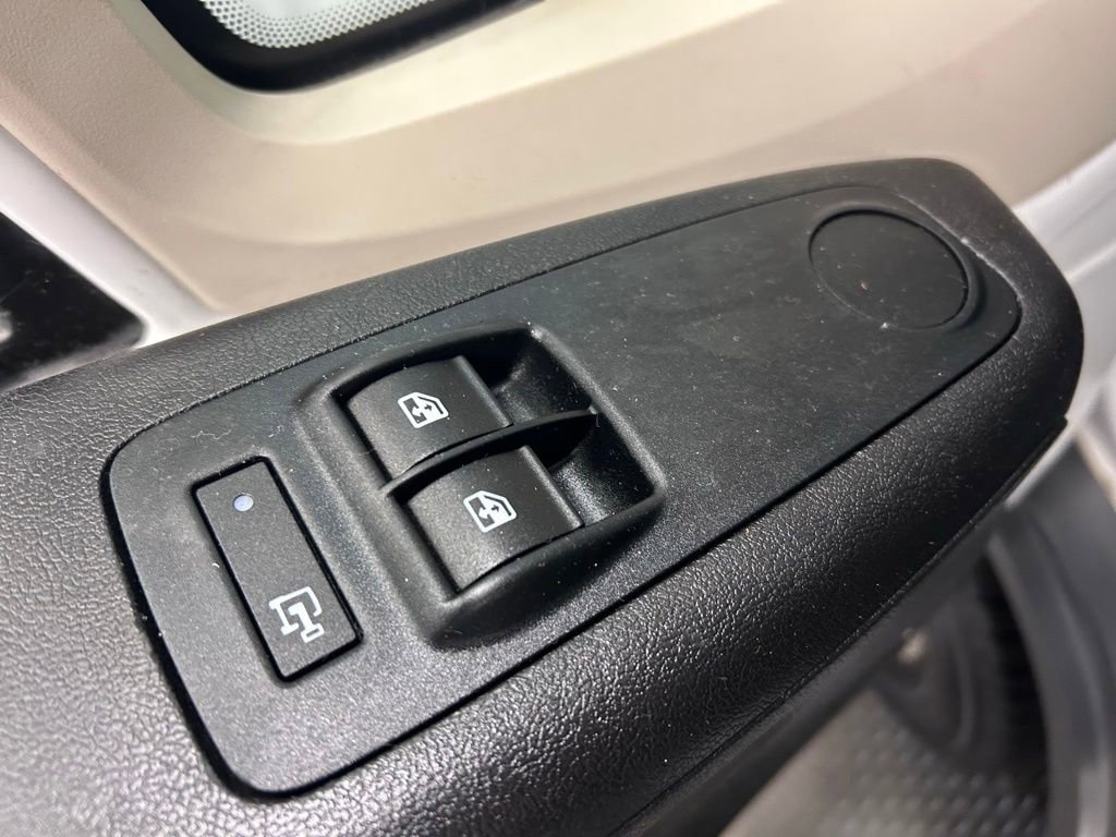 Used 2017 RAM ProMaster 2500 FWD image 5