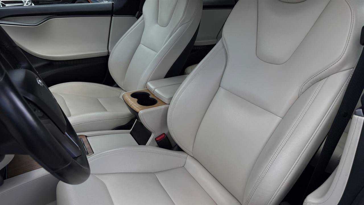 Used 2020 Tesla Model S Long Range AWD/4WD image 29