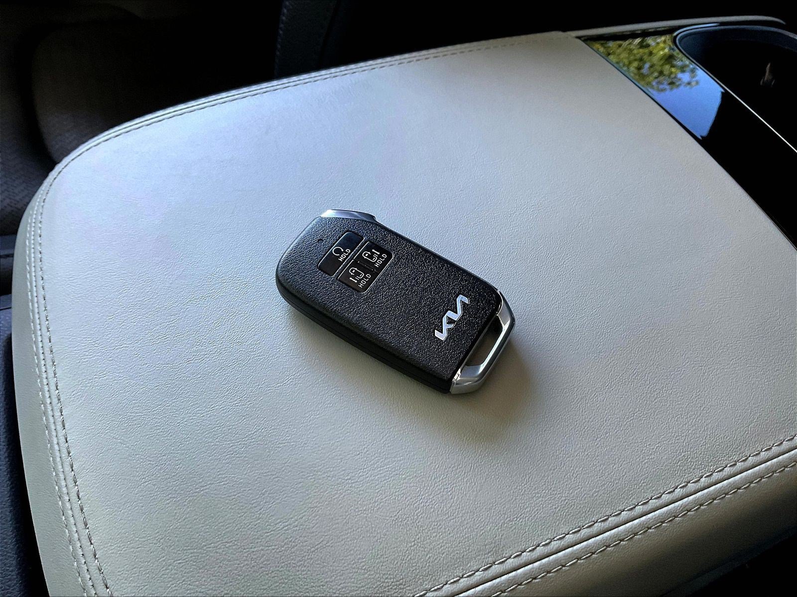 Used 2024 Kia Carnival SX Prestige FWD image 33