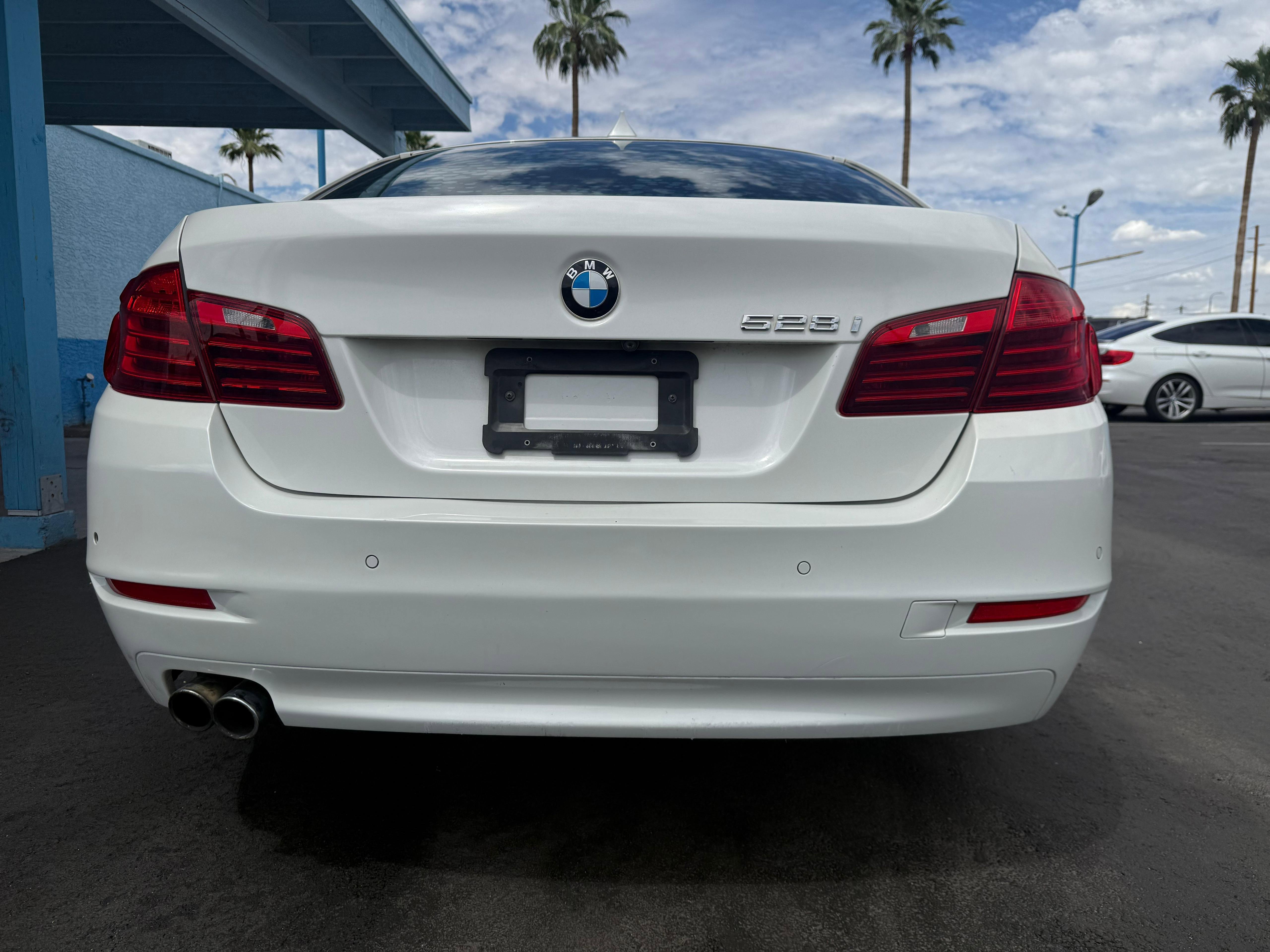 Used 2015 BMW 528i Sedan RWD image 4