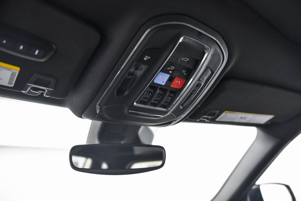 Used 2024 Jeep Grand Cherokee Limited 4xe image 19