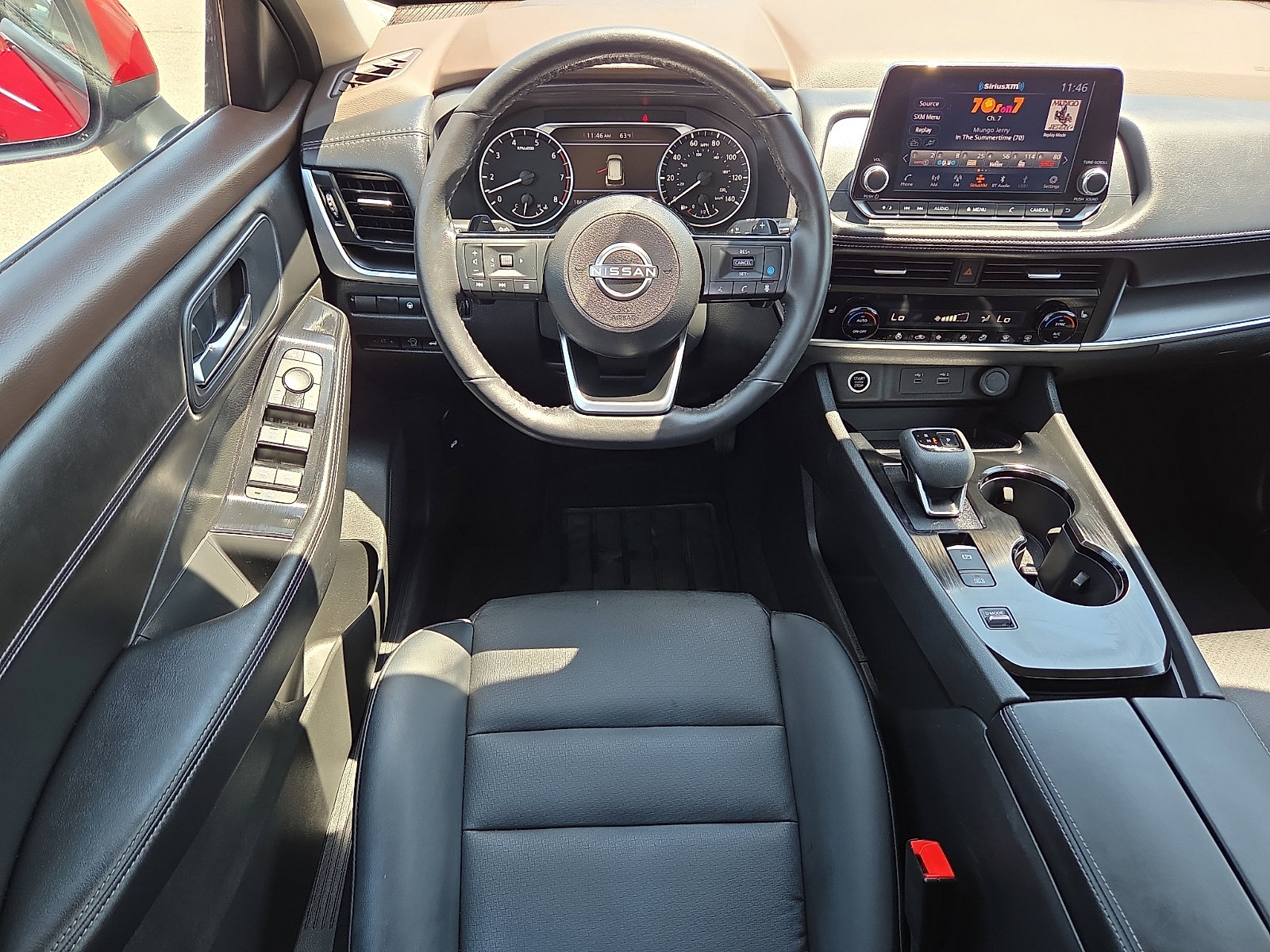 Used 2023 Nissan Rogue SV w/ SV Premium B Package FWD image 11