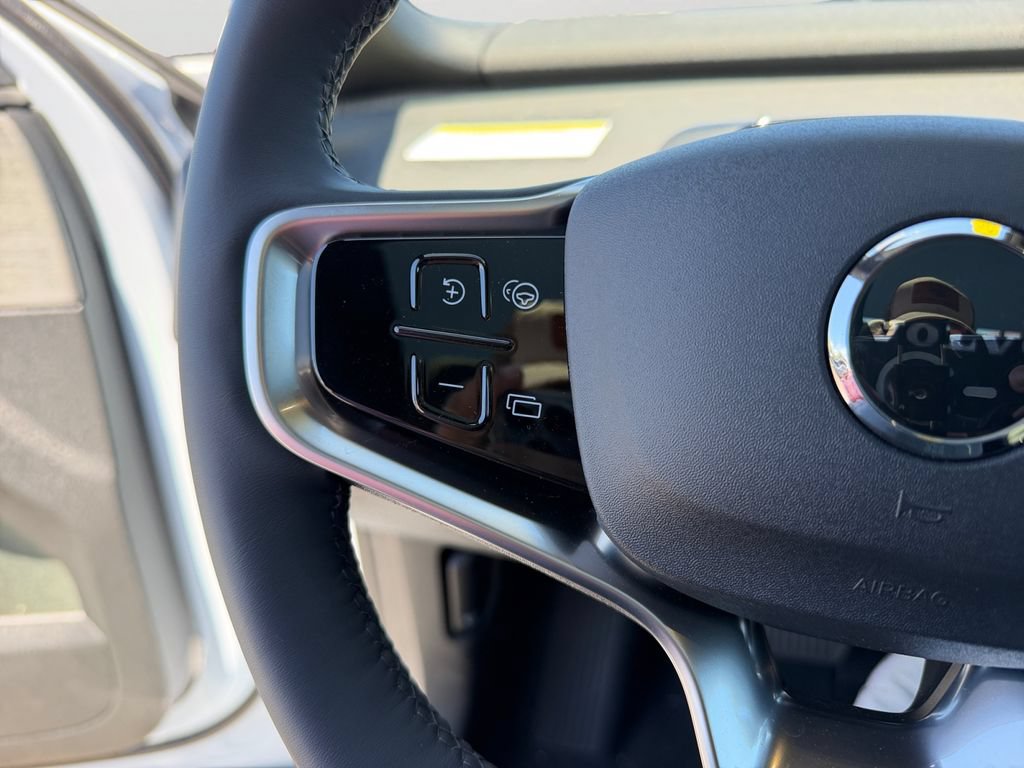 New 2026 Volvo EX30 Plus w/ Climate Package AWD/4WD image 18