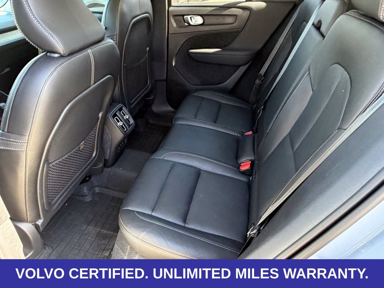 Certified 2024 Volvo XC40 B5 Core w/ Protection Package Premier AWD/4WD image 36