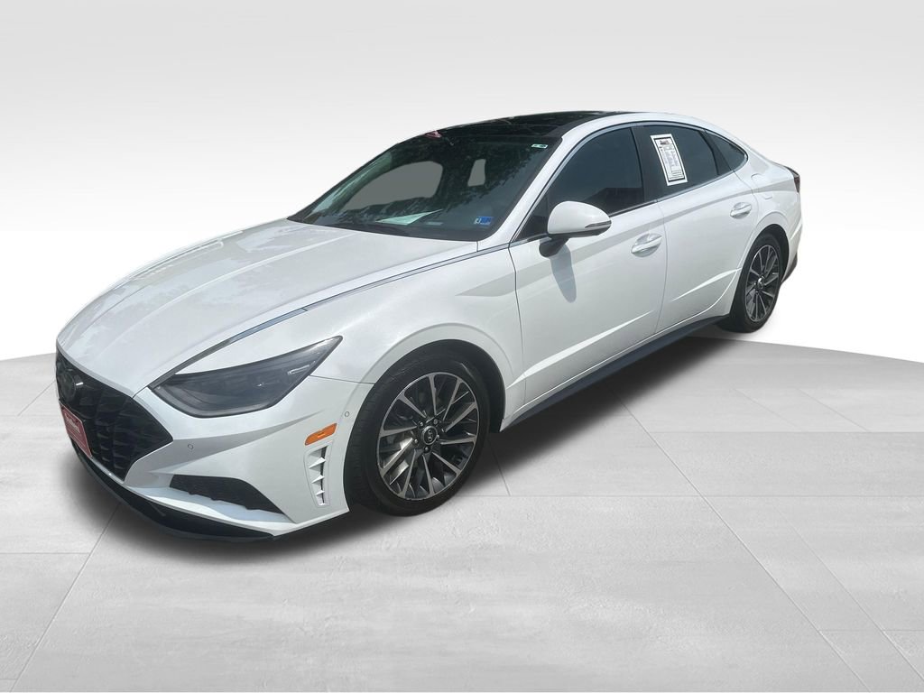 Used 2021 Hyundai Sonata Limited w/ Preferred Accessory Package FWD image 2