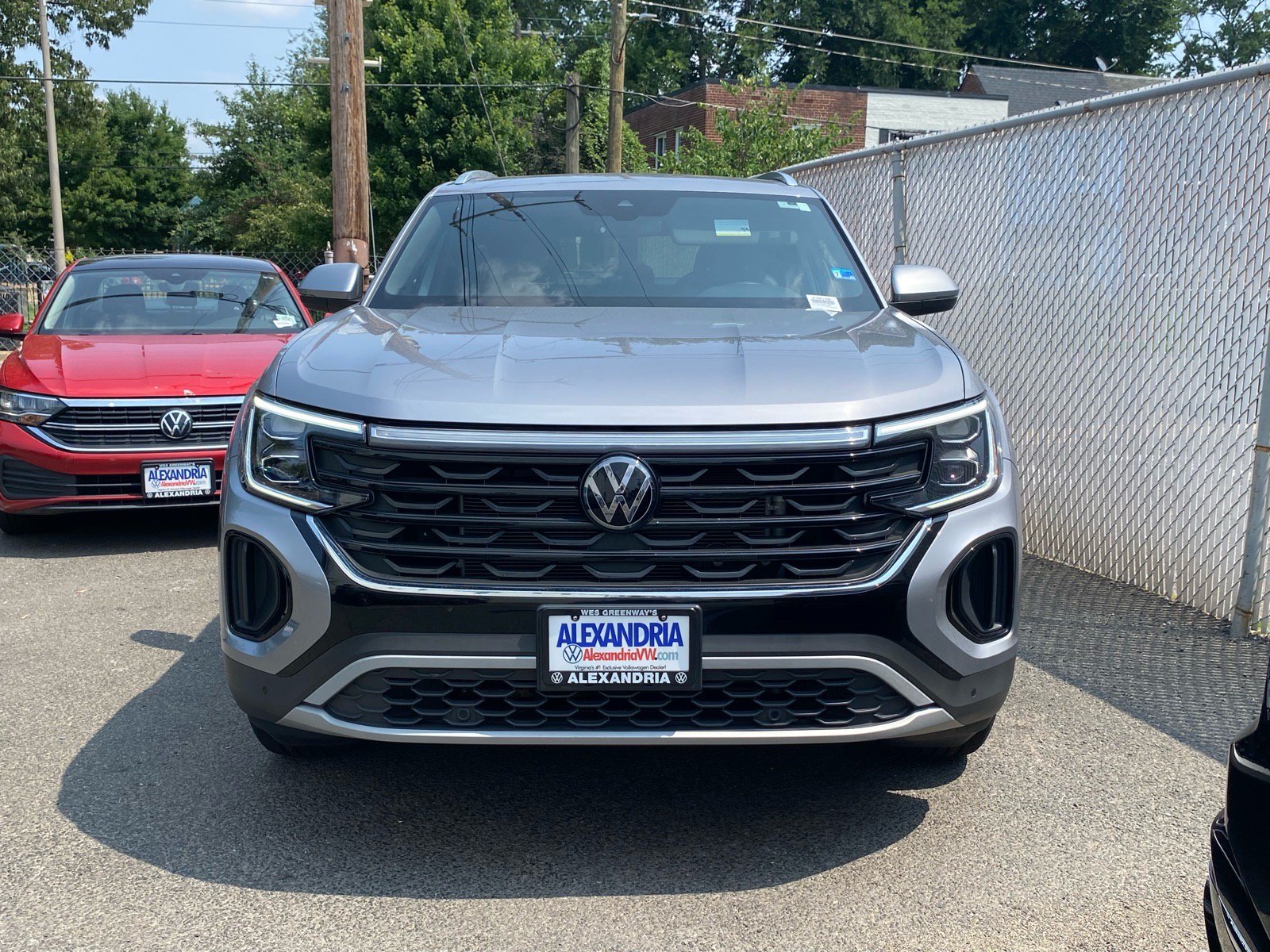 Certified 2024 Volkswagen Atlas Cross Sport SE AWD/4WD image 4