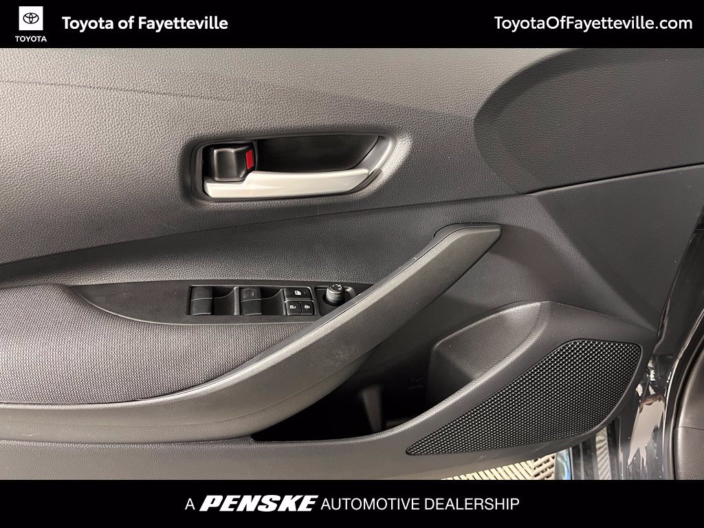 Used 2026 Toyota Corolla SE FWD image 28