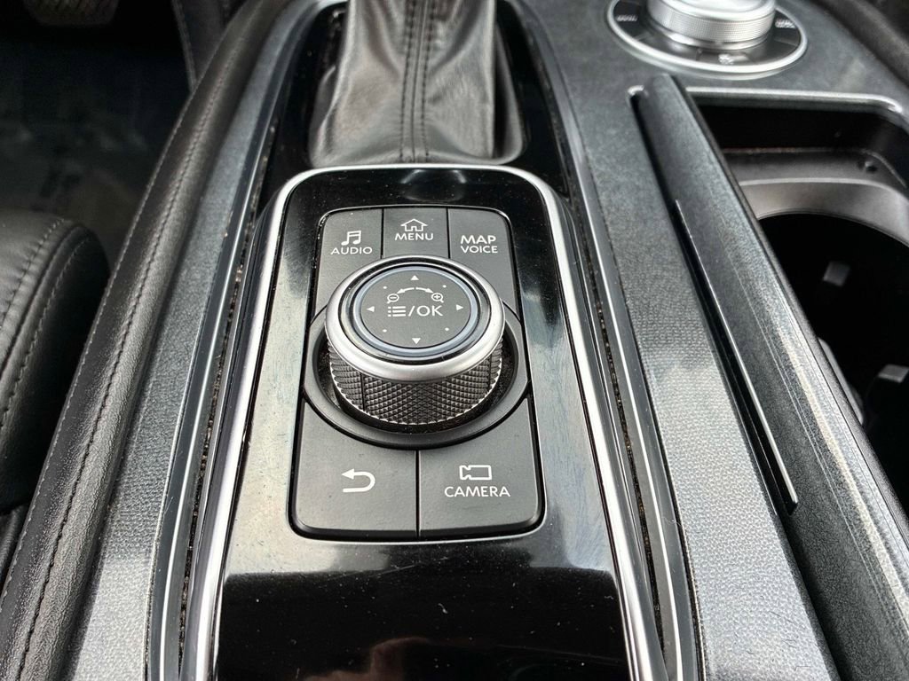 Used 2024 Nissan Armada SV w/ Cargo Package AWD/4WD image 20