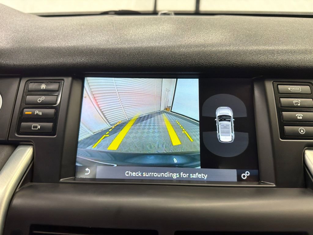 Used 2017 Land Rover Discovery Sport HSE AWD/4WD image 32