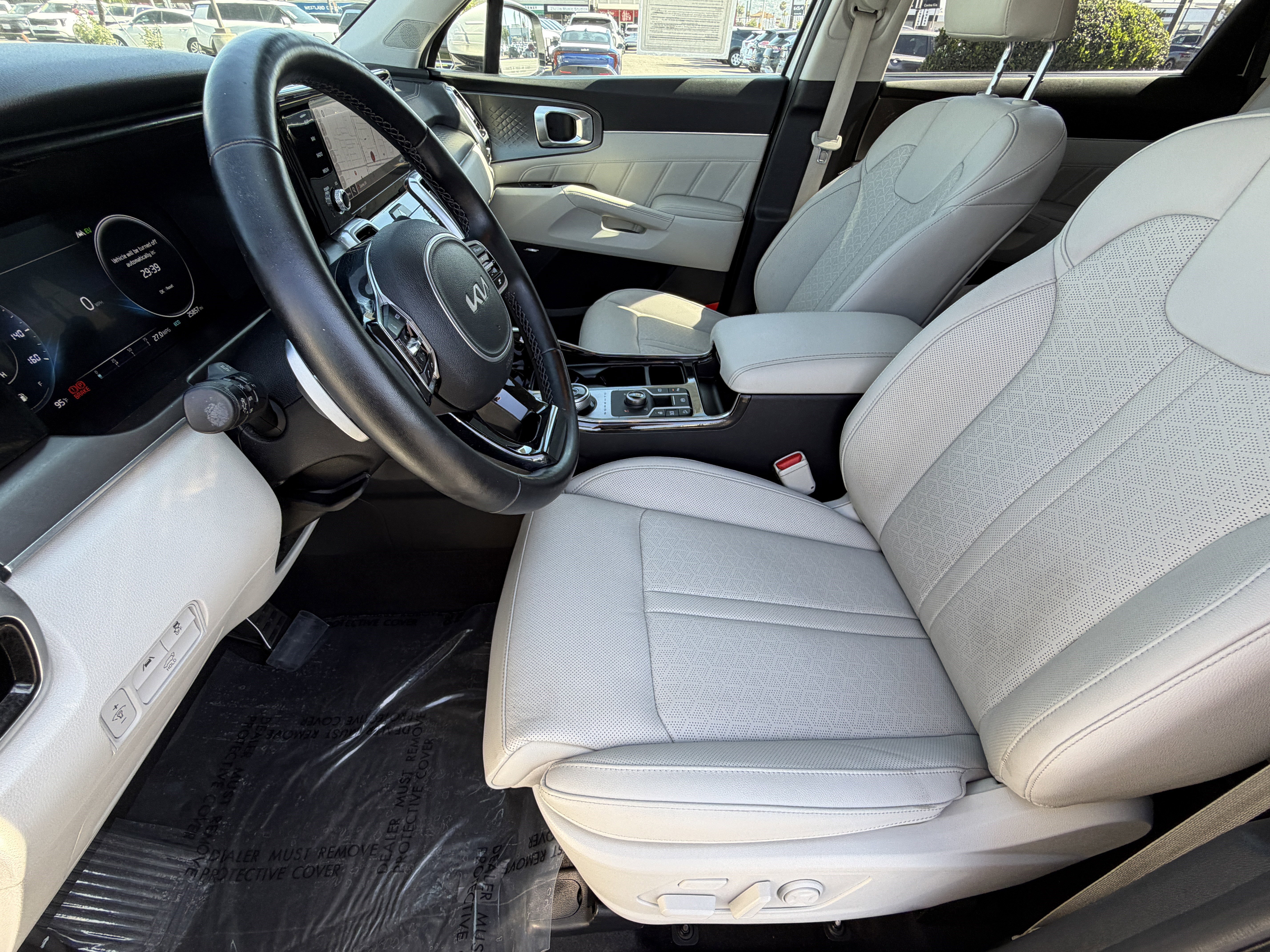 Certified 2024 Kia Sorento SX Prestige AWD/4WD image 15
