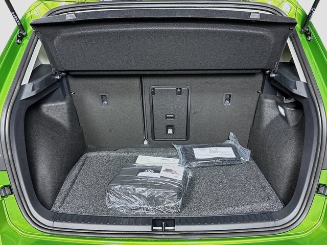 New 2026 Volkswagen Taos SE AWD/4WD image 27