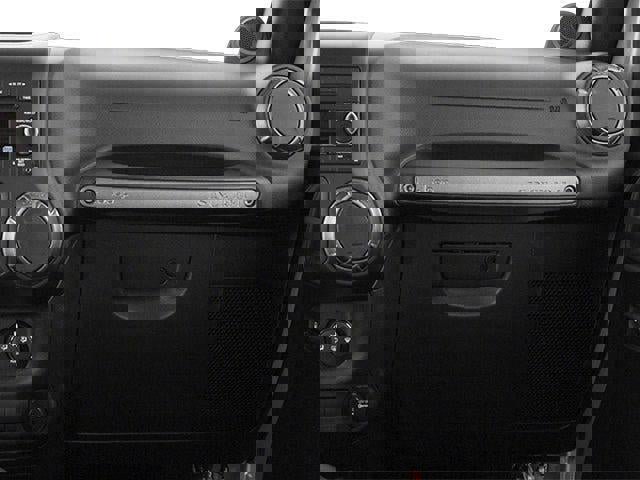 Used 2014 Jeep Wrangler Unlimited Rubicon w/ Connectivity Group image 16