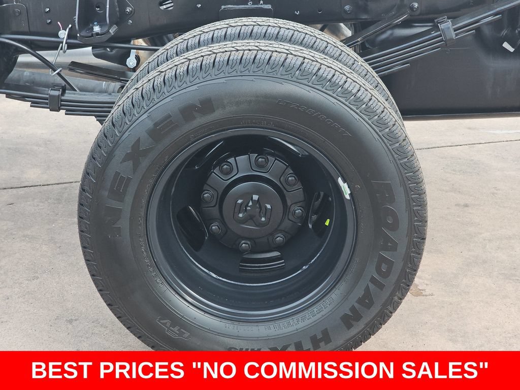 New 2026 RAM 3500 Tradesman AWD/4WD image 37