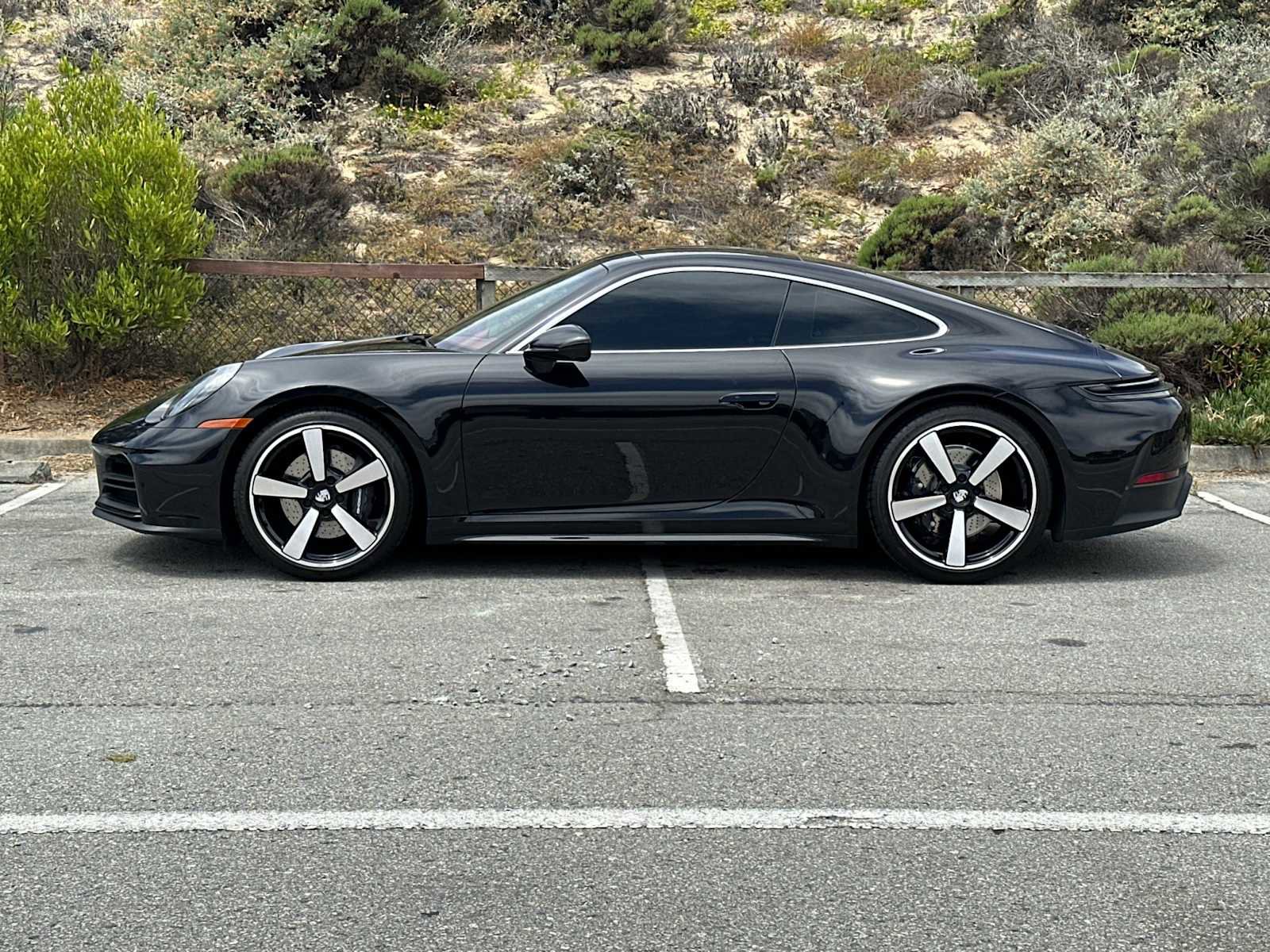 Certified 2025 Porsche 911 Carrera RWD image 2