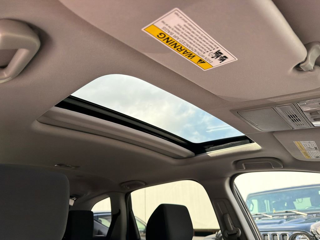 Used 2021 Honda CR-V EX image 13