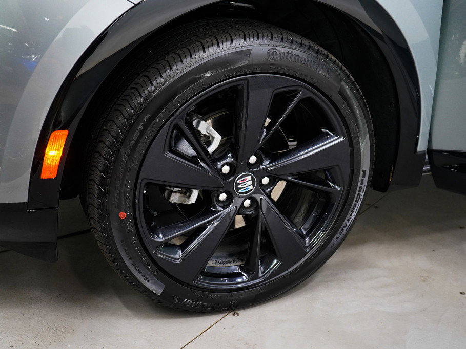 Used 2025 Buick Envision Sport Touring image 27