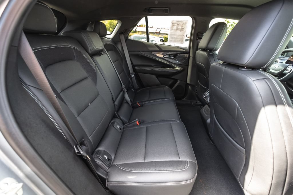 Used 2024 Chevrolet Blazer EV LT AWD/4WD image 28