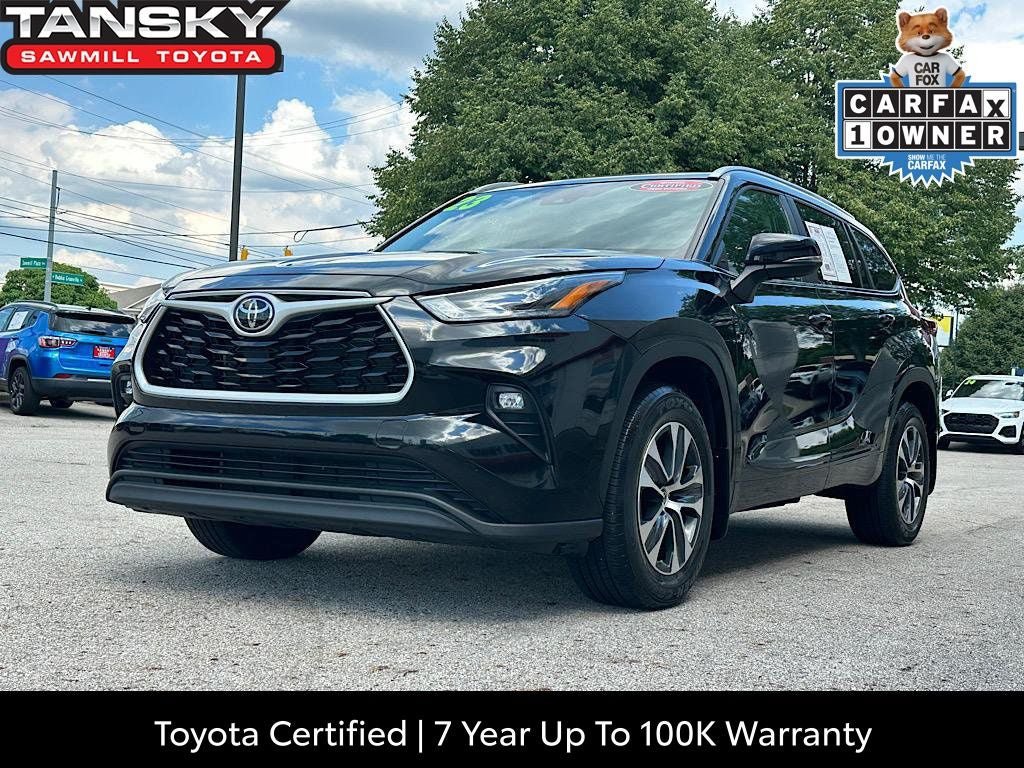 Certified 2023 Toyota Highlander XLE AWD/4WD image 1